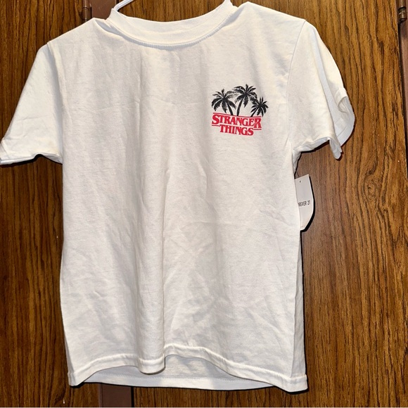 Graphic Tees Bundle Unisex Adults/Kids - Assorted Sizes - Picture 4 of 5